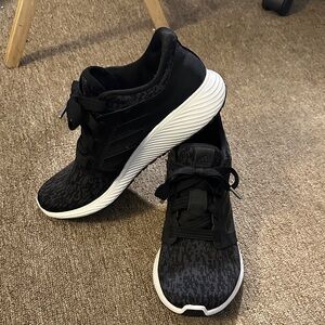 Women’s Adidas Edge Lux 3 in Black Size 8.5